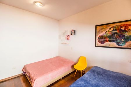 Casa de condomínio à venda com 300m², 4 quartos e 4 vagasQuarto 1