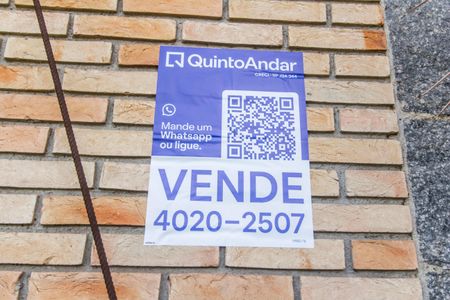 Casa de condomínio à venda com 300m², 4 quartos e 4 vagasPlaca