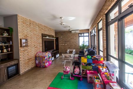 Sala 2 de casa de condomínio à venda com 4 quartos, 300m² em Alphaville, Santana de Parnaíba