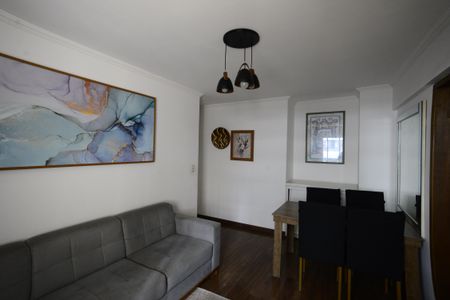 Apartamento para alugar com 65m², 2 quartos e sem vagaSala