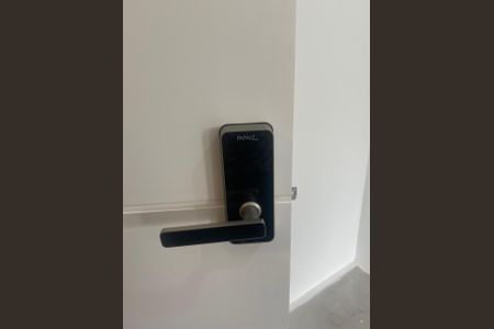 Fechadura de apartamento para alugar com 1 quarto, 28m² em Vila Clementino, São Paulo
