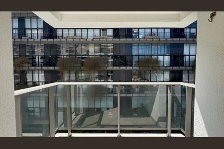 Varanda de apartamento à venda com 2 quartos, 56m² em Vila Madalena, São Paulo