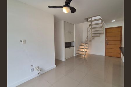 Sala de apartamento para alugar com 3 quartos, 130m² em Recreio dos Bandeirantes, Rio de Janeiro