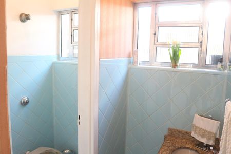 Casa à venda com 350m², 4 quartos e 4 vagasLavabo 1