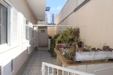 Casa à venda com 350m², 4 quartos e 4 vagasQuintal
