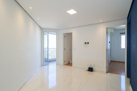 Sala de apartamento para alugar com 2 quartos, 42m² em Jardim Monte Alegre, Taboão da Serra
