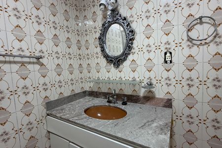 Apartamento para alugar com 189m², 3 quartos e 1 vaga Apartamento para alugar com 189m², 3 quartos e 1 vagaBanheiro
