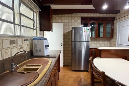 Apartamento para alugar com 189m², 3 quartos e 1 vaga Apartamento para alugar com 189m², 3 quartos e 1 vagaCozinha
