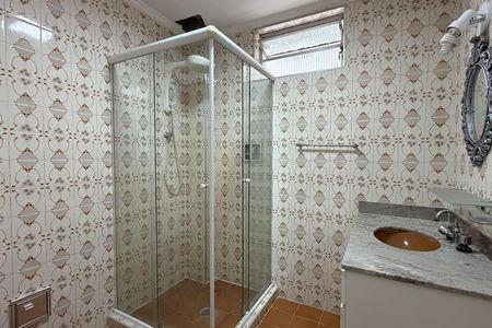 Apartamento para alugar com 189m², 3 quartos e 1 vaga Apartamento para alugar com 189m², 3 quartos e 1 vagaBanheiro