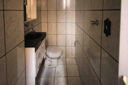 Casa para alugar com 70m², 3 quartos e 2 vagas Casa para alugar com 70m², 3 quartos e 2 vagasBanheiro Social