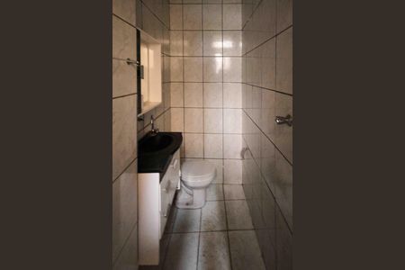 Casa para alugar com 70m², 3 quartos e 2 vagas Casa para alugar com 70m², 3 quartos e 2 vagasBanheiro Social