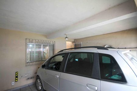 Garagem de casa para alugar com 3 quartos, 70m² em Jardim Adutora, São Paulo