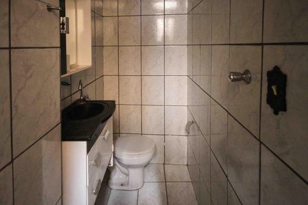 Casa para alugar com 70m², 3 quartos e 2 vagas Casa para alugar com 70m², 3 quartos e 2 vagasBanheiro Social