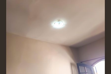 Sala de casa de condomínio à venda com 1 quarto, 65m² em Água Santa, Rio de Janeiro