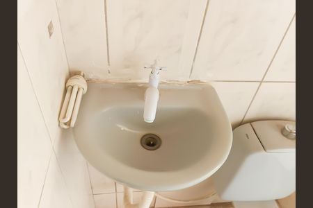 Casa de condomínio à venda com 65m², 1 quarto e sem vagaBanheiro