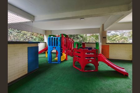 Apartamento à venda com 79m², 2 quartos e 1 vagaÁrea comum - Playground
