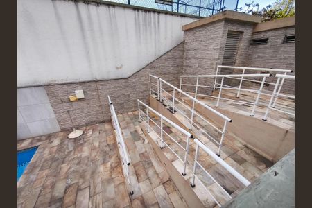 Apartamento à venda com 79m², 2 quartos e 1 vagaÁrea comum - Piscina