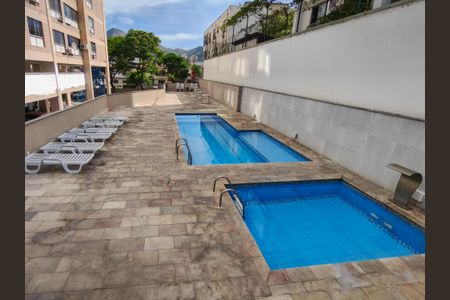 Apartamento à venda com 79m², 2 quartos e 1 vagaÁrea comum - Piscina