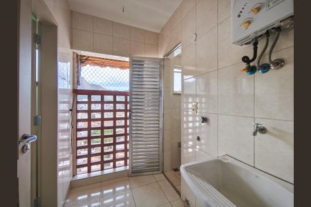 Apartamento à venda com 79m², 2 quartos e 1 vagaÁrea de Serviço