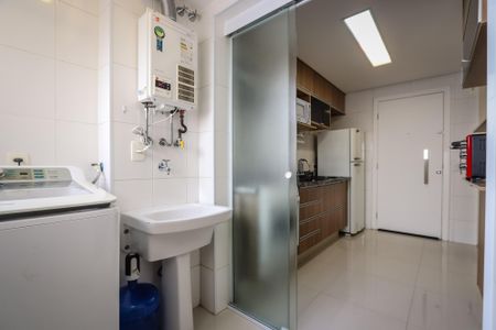 Apartamento à venda com 100m², 2 quartos e 2 vagasLavanderia
