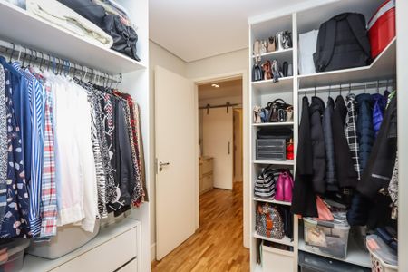 Apartamento à venda com 100m², 2 quartos e 2 vagasSuíte 3