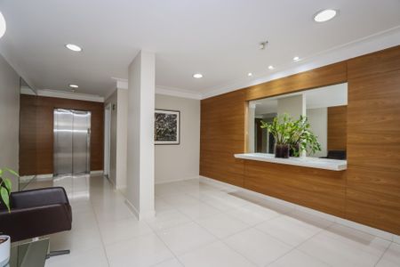 Apartamento à venda com 100m², 2 quartos e 2 vagasHall de Entrada