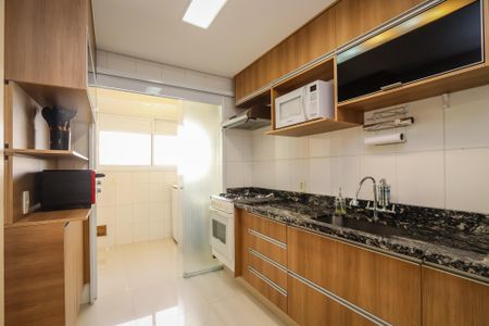 Apartamento à venda com 100m², 2 quartos e 2 vagasCozinha