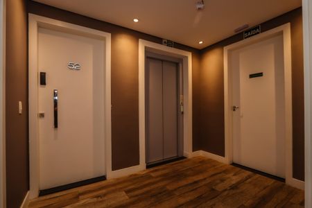 Apartamento à venda com 100m², 2 quartos e 2 vagasHall Social