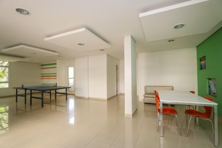 Apartamento à venda com 100m², 2 quartos e 2 vagasÁrea comum - Sala de Jogos