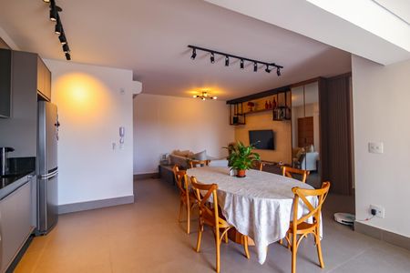 Apartamento para alugar com 106m², 3 quartos e 2 vagassala jantar