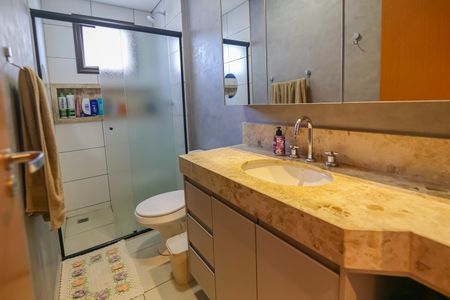 Apartamento para alugar com 106m², 3 quartos e 2 vagasBanheiro da Suíte