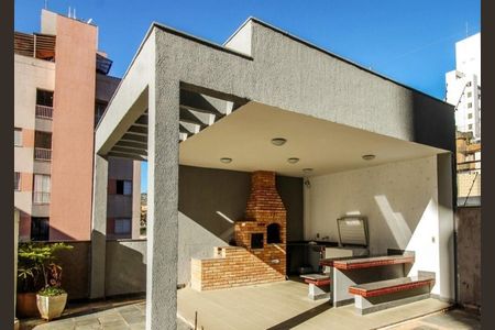 Apartamento à venda com 110m², 3 quartos e 2 vagas Apartamento à venda com 110m², 3 quartos e 2 vagasÁrea comum - Churrasqueira