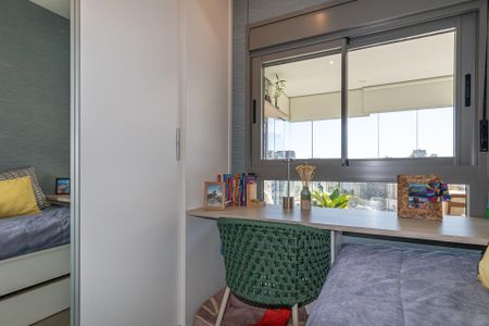 Apartamento à venda com 95m², 3 quartos e 2 vagasQuarto 2