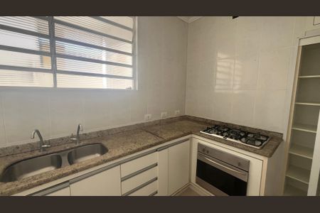Casa à venda com 400m², 3 quartos e 5 vagasCozinha