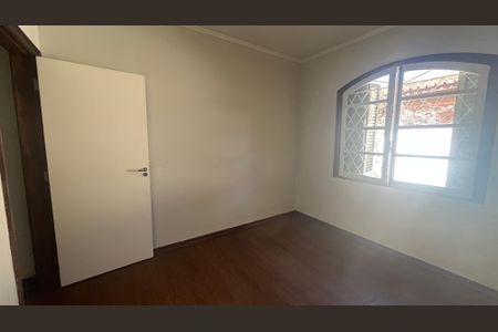 Casa à venda com 400m², 3 quartos e 5 vagasSuíte 1