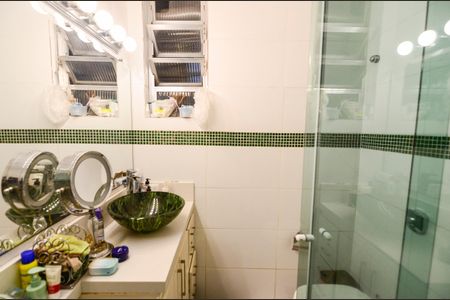 Apartamento à venda com 60m², 2 quartos e sem vagaBanheiro