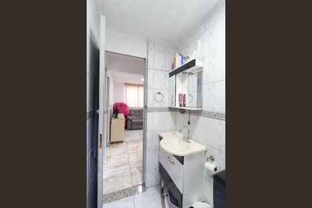 Apartamento à venda com 48m², 2 quartos e 1 vaga Apartamento à venda com 48m², 2 quartos e 1 vagaBanheiro