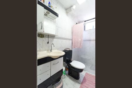 Apartamento à venda com 48m², 2 quartos e 1 vaga Apartamento à venda com 48m², 2 quartos e 1 vagaBanheiro