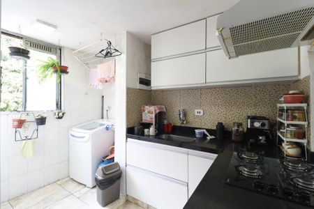 Apartamento à venda com 48m², 2 quartos e 1 vaga Apartamento à venda com 48m², 2 quartos e 1 vagaCozinha