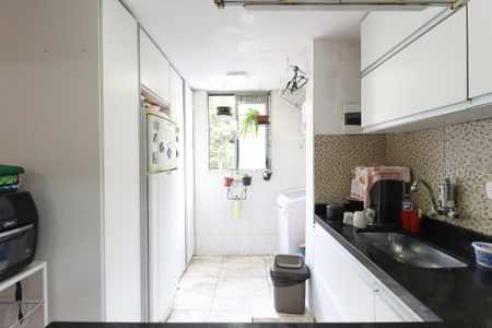 Apartamento à venda com 48m², 2 quartos e 1 vaga Apartamento à venda com 48m², 2 quartos e 1 vagaCozinha