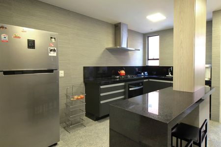 Apartamento à venda com 140m², 4 quartos e 3 vagasCozinha