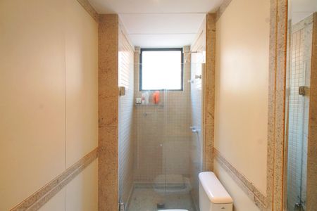 Apartamento à venda com 140m², 4 quartos e 3 vagasBanheiro Social