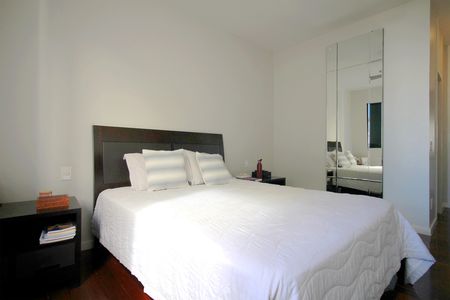 Apartamento à venda com 140m², 4 quartos e 3 vagasSuíte