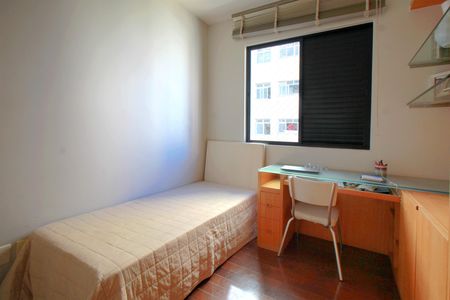 Apartamento à venda com 140m², 4 quartos e 3 vagasQuarto 4
