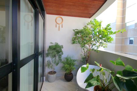 Apartamento à venda com 140m², 4 quartos e 3 vagasVaranda da Sala