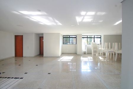 Apartamento à venda com 140m², 4 quartos e 3 vagasÁrea comum - Salão de festas