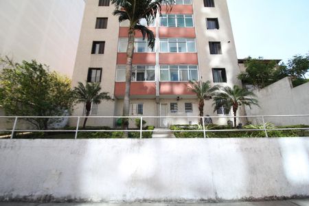 Apartamento à venda com 91m², 2 quartos e sem vagaÁrea Comum