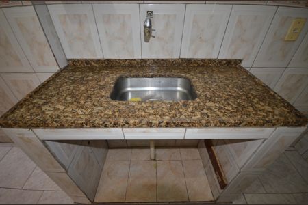 Casa para alugar com 56m², 2 quartos e sem vagaCozinha