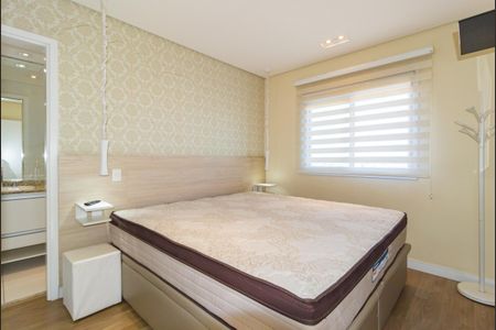 Apartamento para alugar com 118m², 3 quartos e 4 vagas Apartamento para alugar com 118m², 3 quartos e 4 vagasSuíte