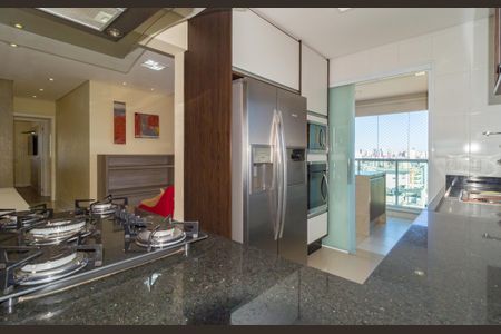 Apartamento para alugar com 118m², 3 quartos e 4 vagas Apartamento para alugar com 118m², 3 quartos e 4 vagasCozinha